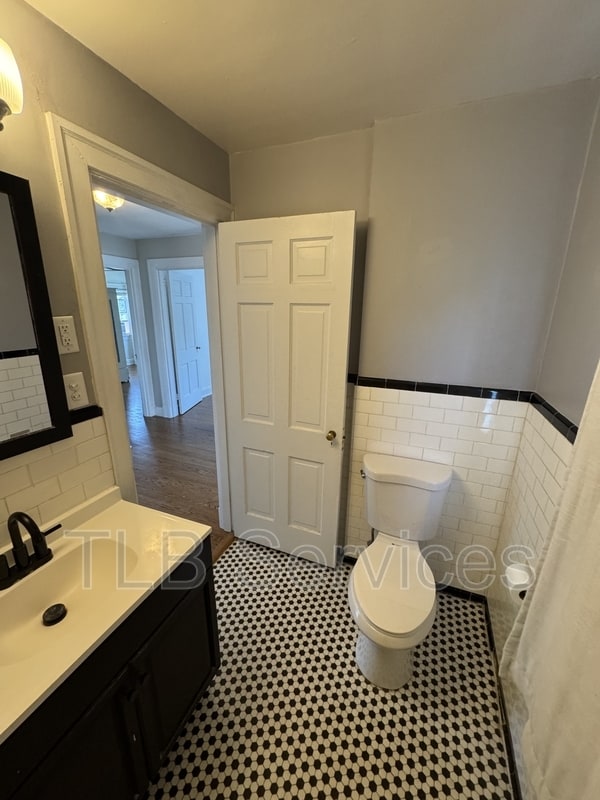 Building Photo - 310 Yeardley Ave