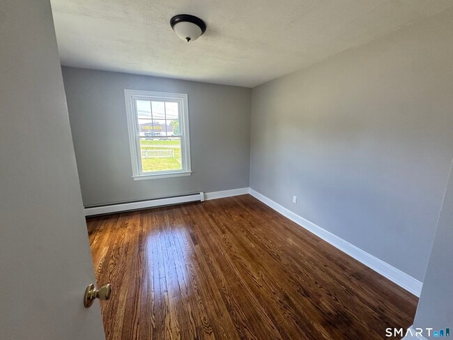 Building Photo - 405 Wolcott Rd