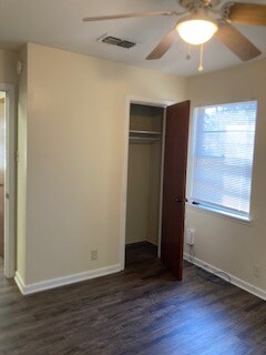 Building Photo - 3708 Sabine Ave