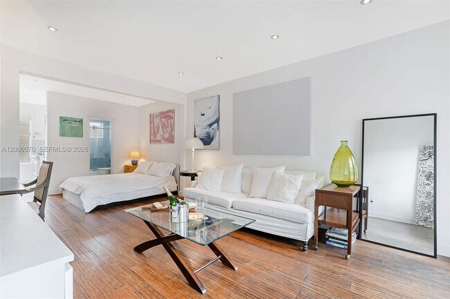 Building Photo - 1050 Pennsylvania Ave