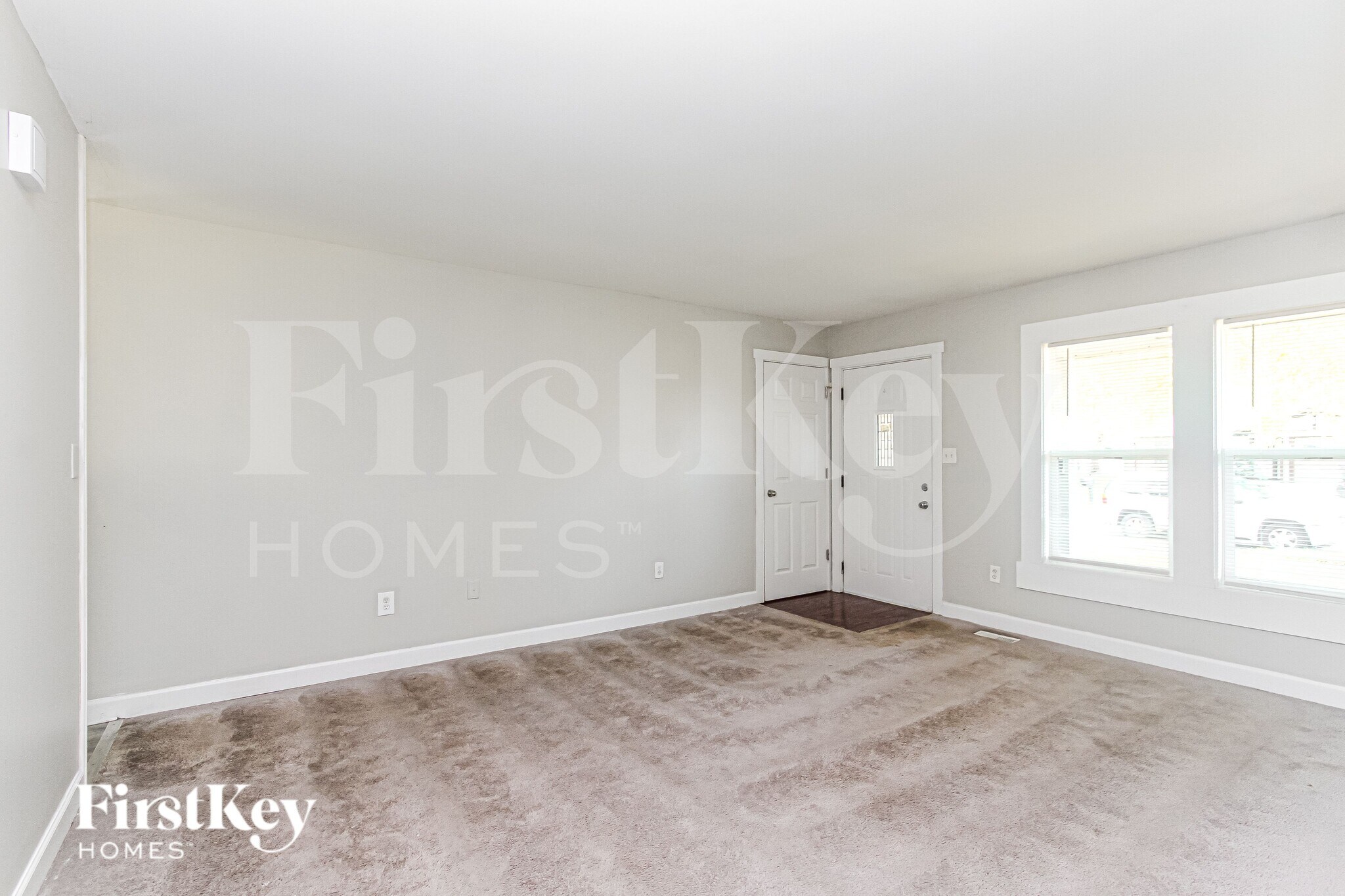 Building Photo - 5837 Walsham Way