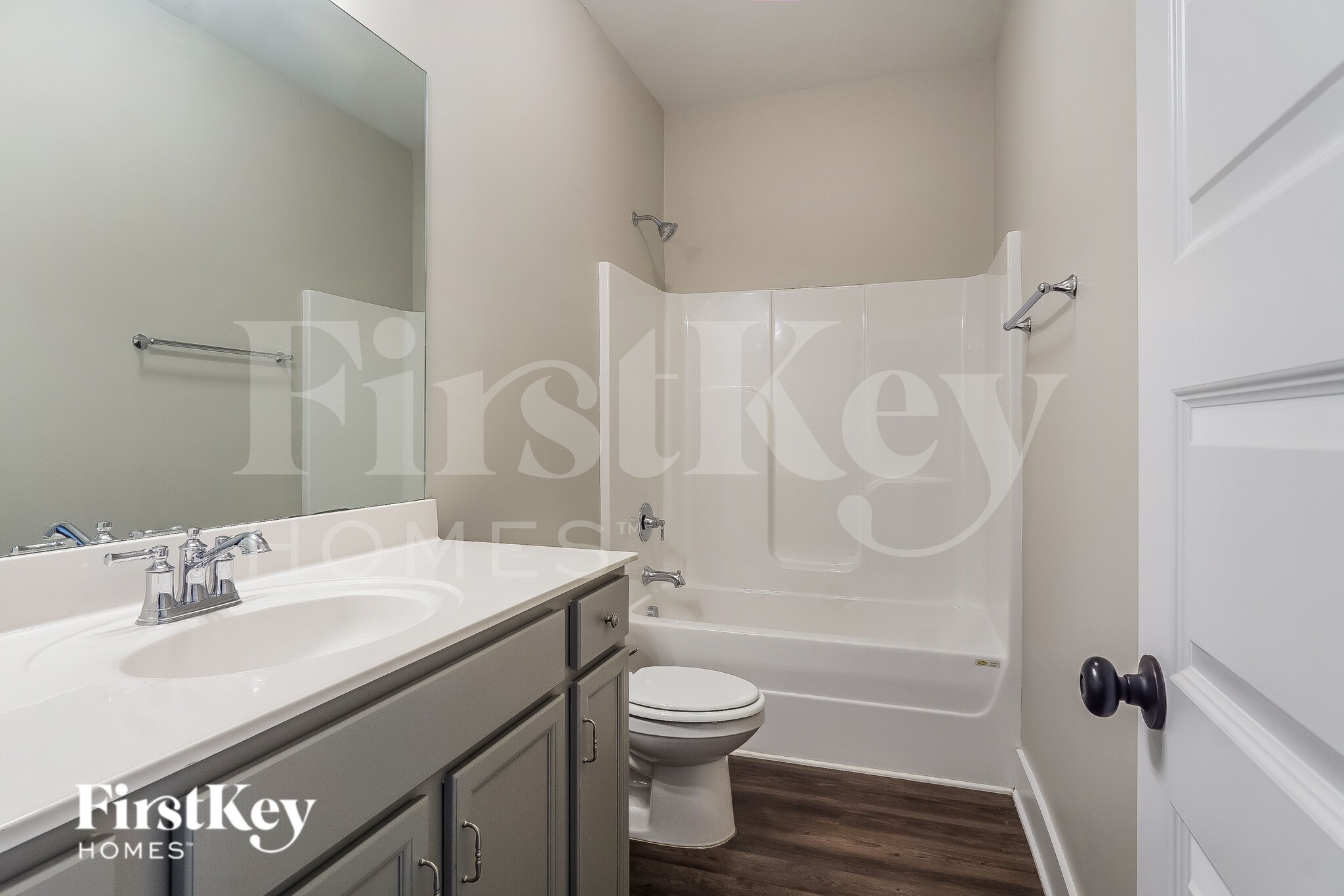 Building Photo - 2235 5th Ave S