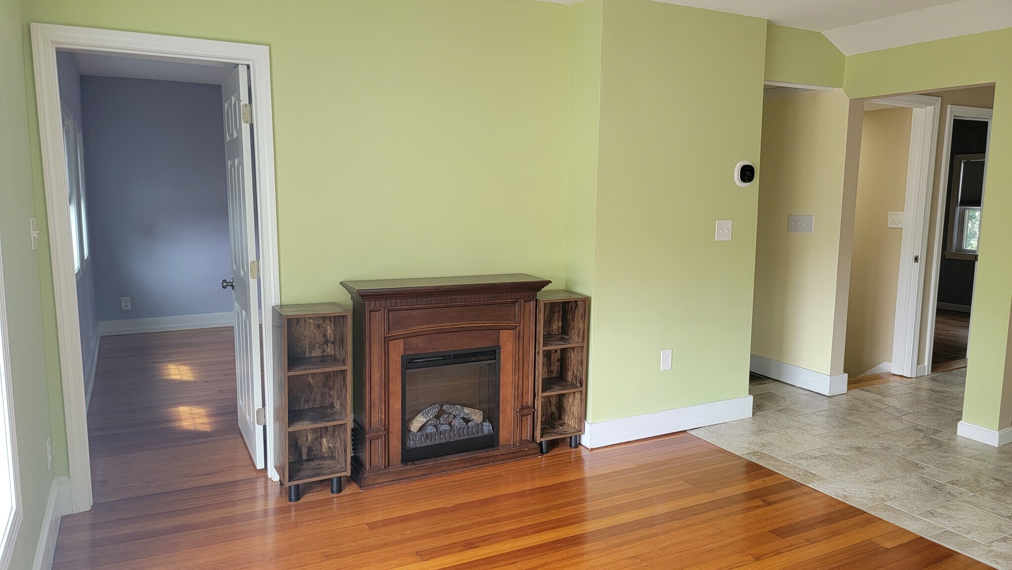 Building Photo - 54 Bolton St