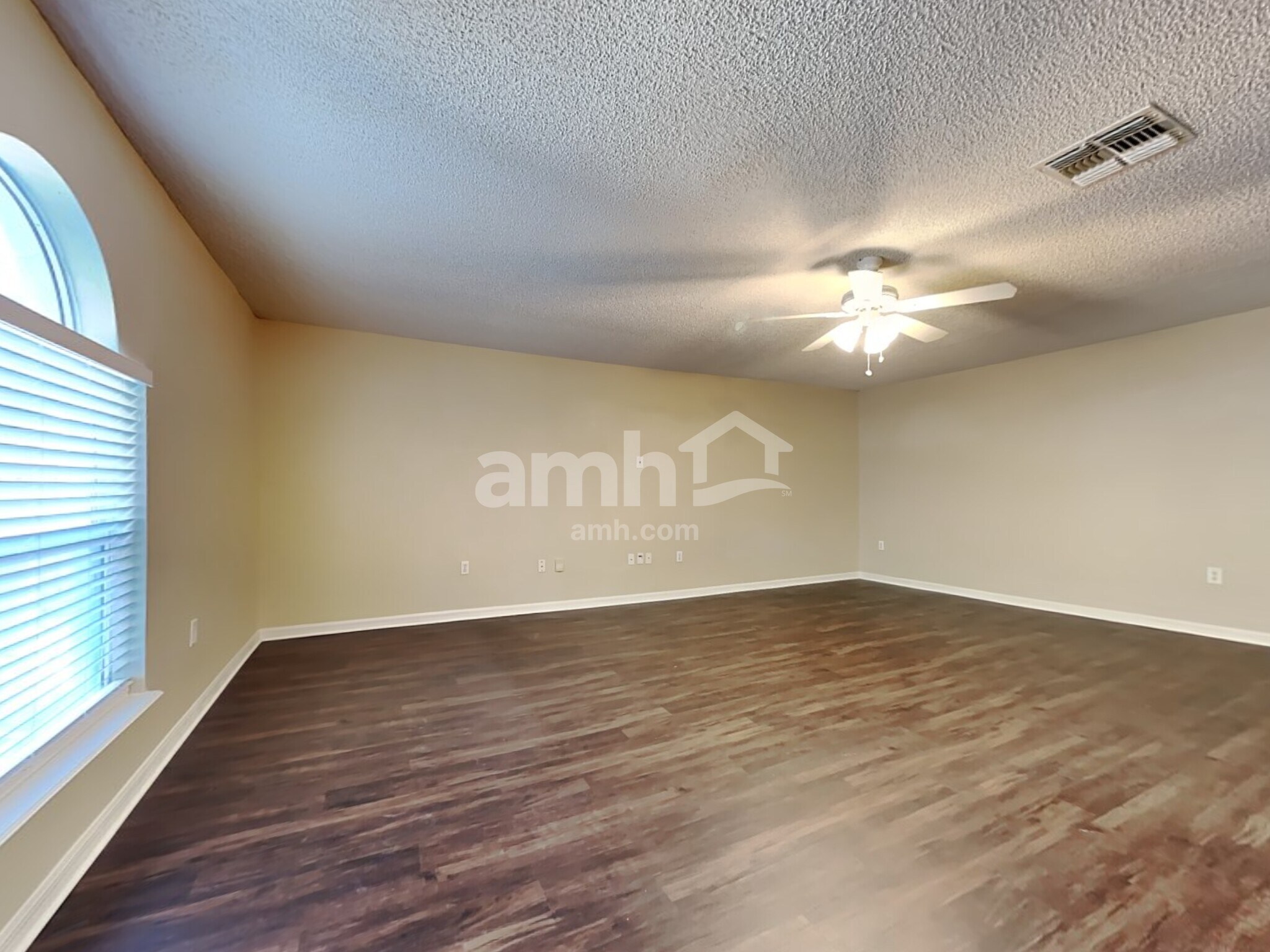 Building Photo - 7078 Shady Pine Ct