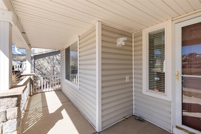 Building Photo - 9865 Falcon Ln