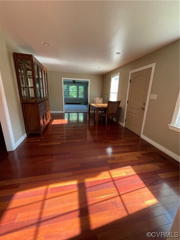 Building Photo - 2482 Poe Ln