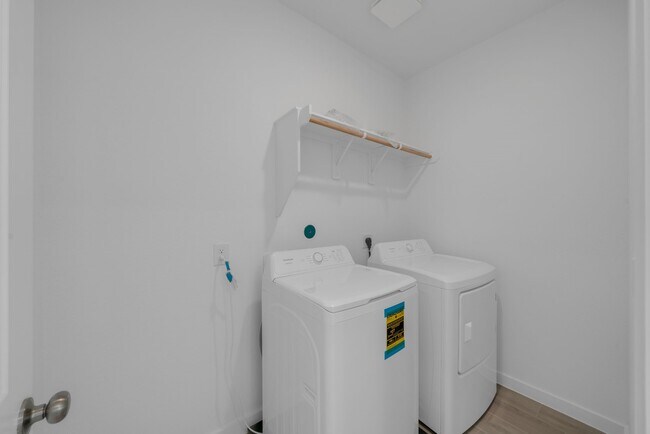 Building Photo - 12635 Blue Catfish Ln