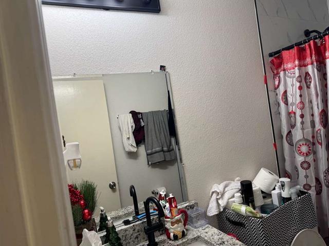 Building Photo - 8435 Campanella Dr