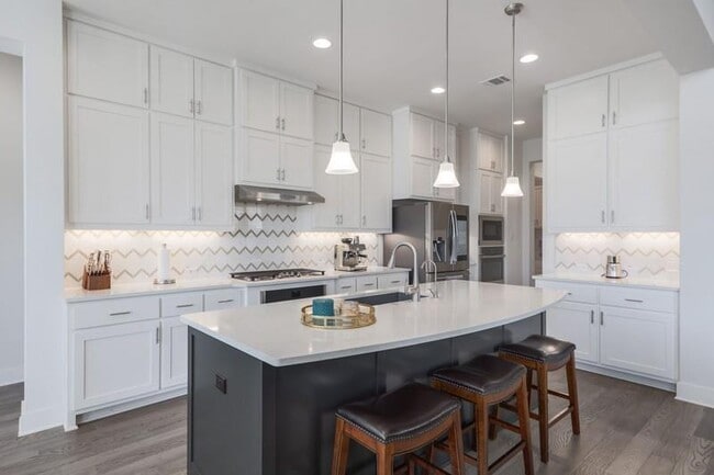 Building Photo - 4408 Logan Ridge Dr