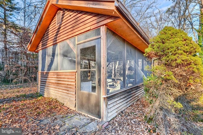 Building Photo - 4312 Silver Spring Rd