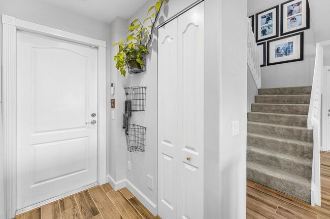 Building Photo - 2109 Tarpon Lake Way