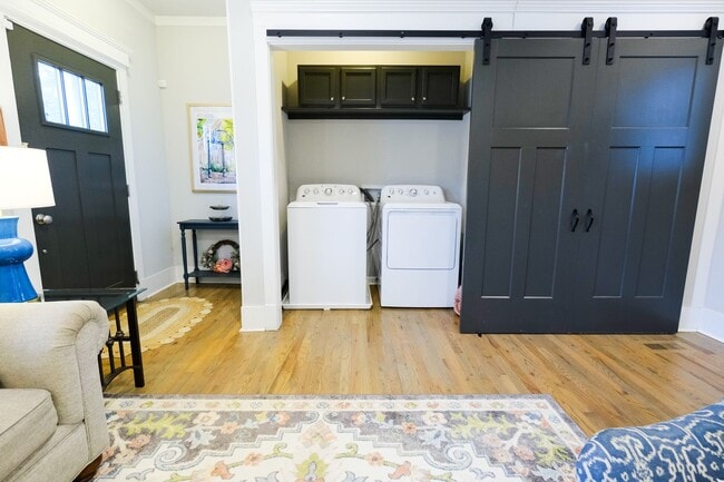 Building Photo - 178 Dan's Way