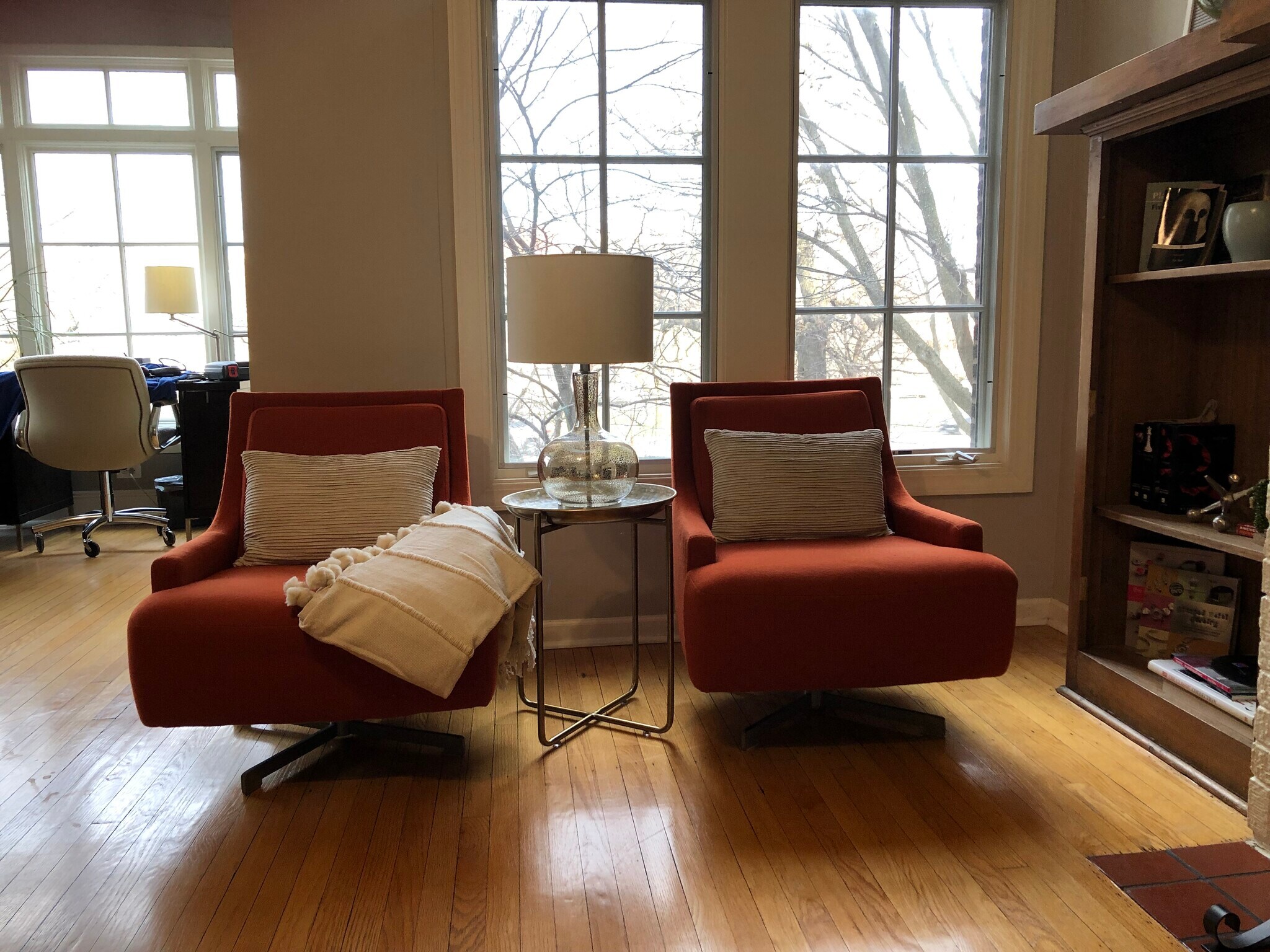 Living Room - 1844 Humboldt N Blvd