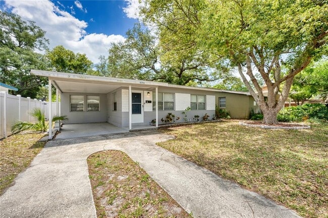 Building Photo - 8086 28th Ave N