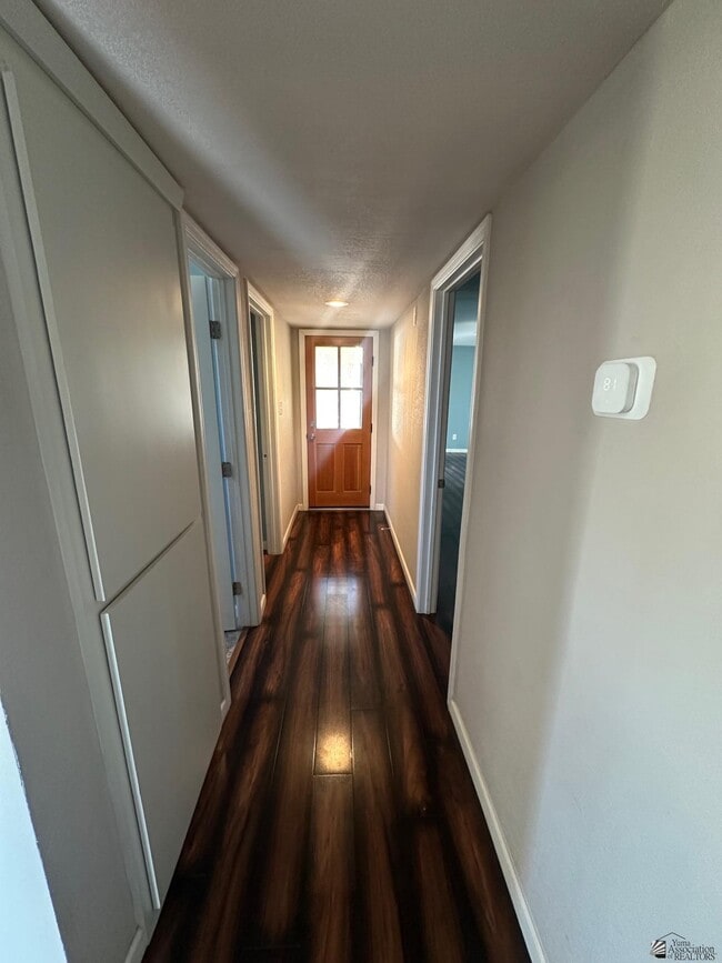Building Photo - 10485 S Del Valle