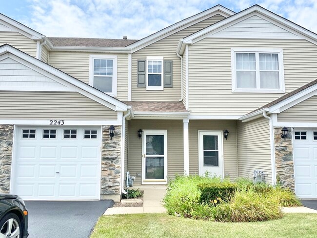 Primary Photo - 2243 Flagstone Ln