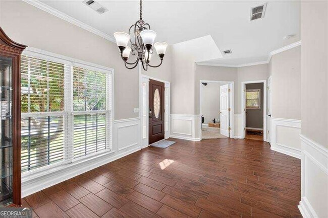 Building Photo - 2865 Stonehenge Ct