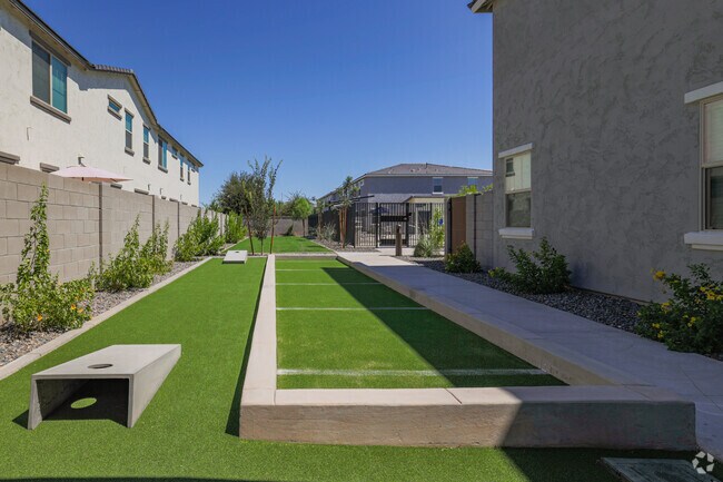 Bocce Ball - Avalon Townhomes