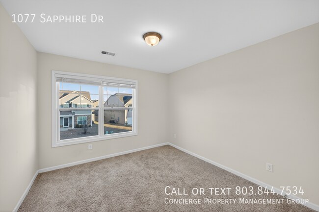 Building Photo - 1077 Sapphire Dr