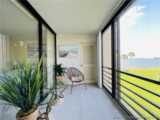 Building Photo - 3442 NE Causeway Blvd