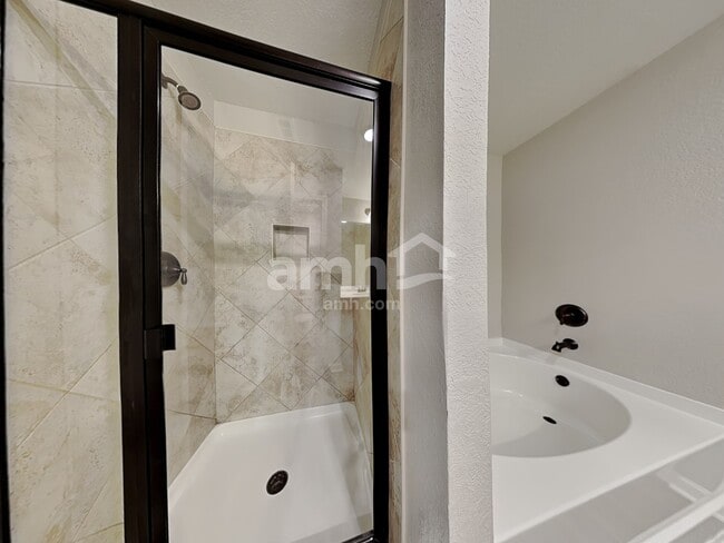 Building Photo - 116 Al Jennah Blvd