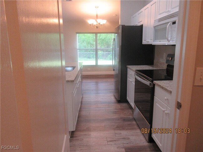 Building Photo - 459 NE 3rd Ave