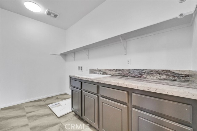 Building Photo - 1700 Taylor Ct
