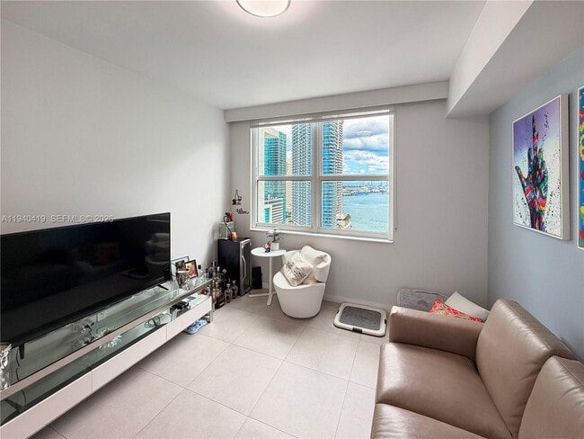 Building Photo - 31 SE 5th St