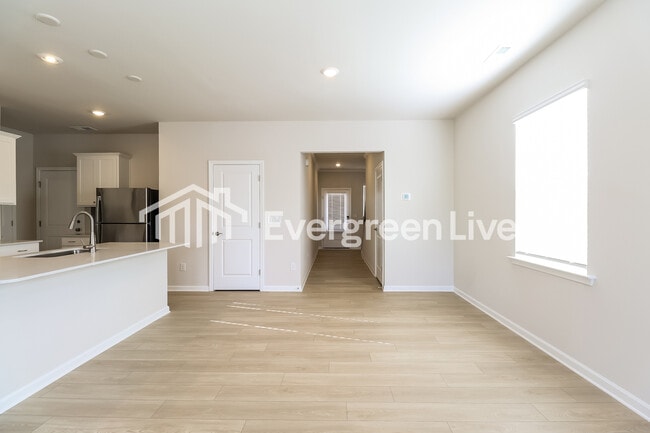 Building Photo - 1626 Swallow Tail Dr