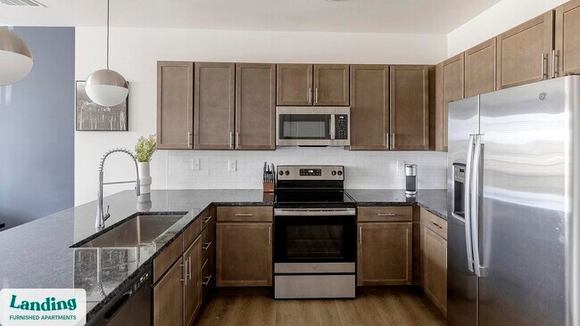 Building Photo - 170 Graphics Dr