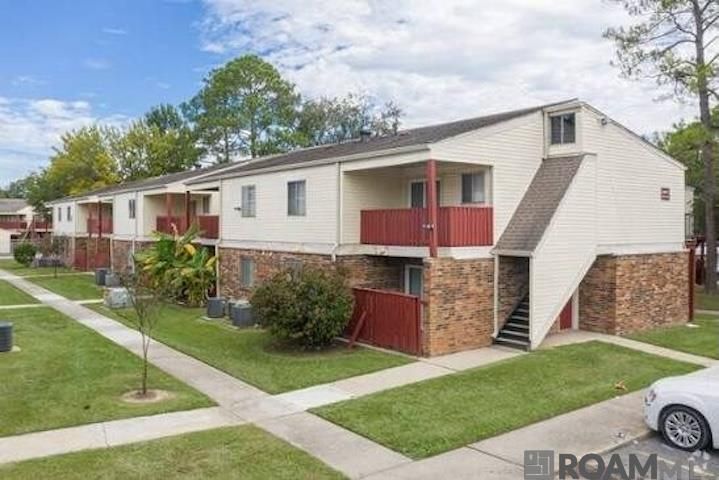 Building Photo - 3484 Cedarcrest Ave