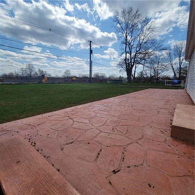 Building Photo - 47 Crimson Bramble Rd