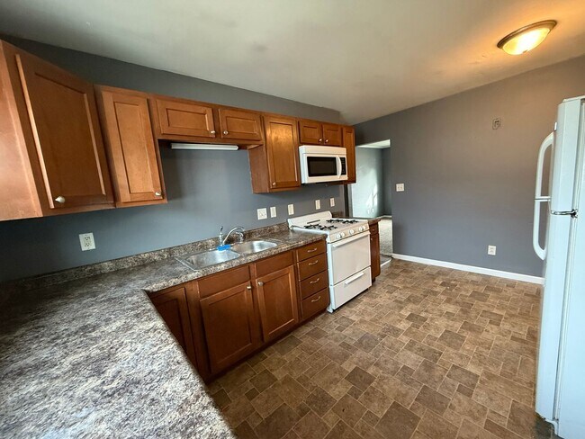 Building Photo - 508 12th St