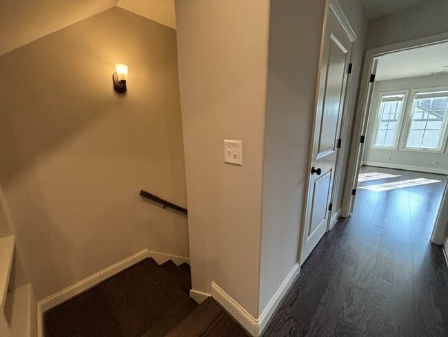 Building Photo - 999 Lennox Blvd