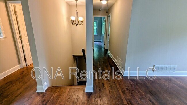 Building Photo - 631 Blackhawk Cir