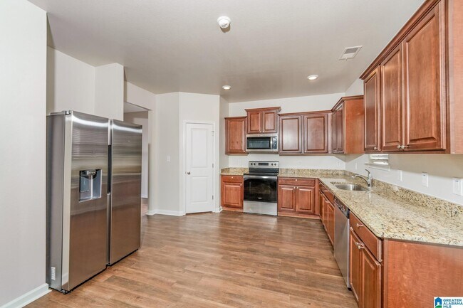 Building Photo - 1064 Pilgrim Ln