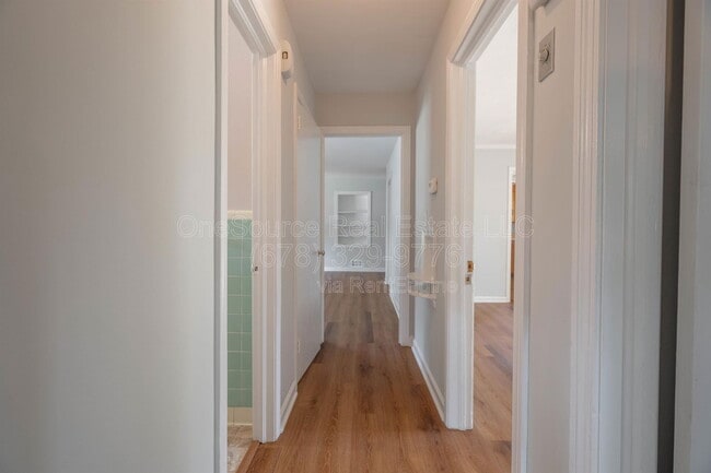 Building Photo - 1248 Cliffwood Dr