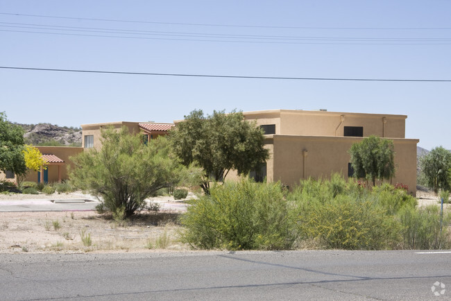 Building Photo - Mammoth Apartments