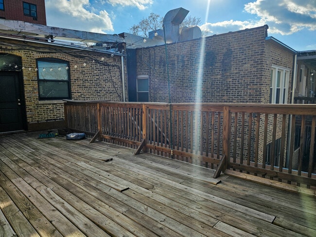 Building Photo - 4102 N Kedzie Ave