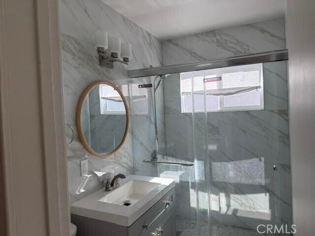 Building Photo - 2563 Cressent
