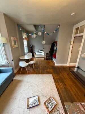 Building Photo - 121 Hillside St