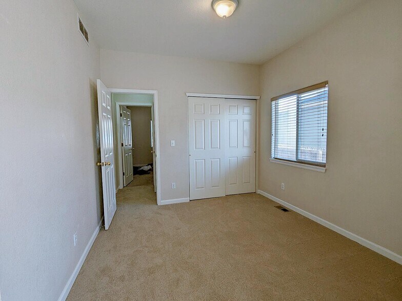 Building Photo - 2131 W 101st Cir