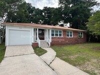 Building Photo - 3543 Bayou Blvd