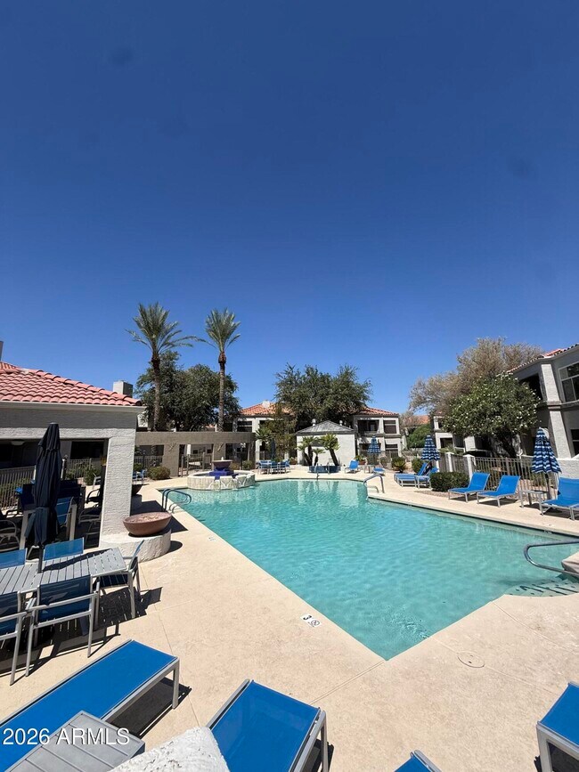 Building Photo - 11375 E Sahuaro Dr