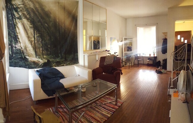 Building Photo - 1613 Fontain St