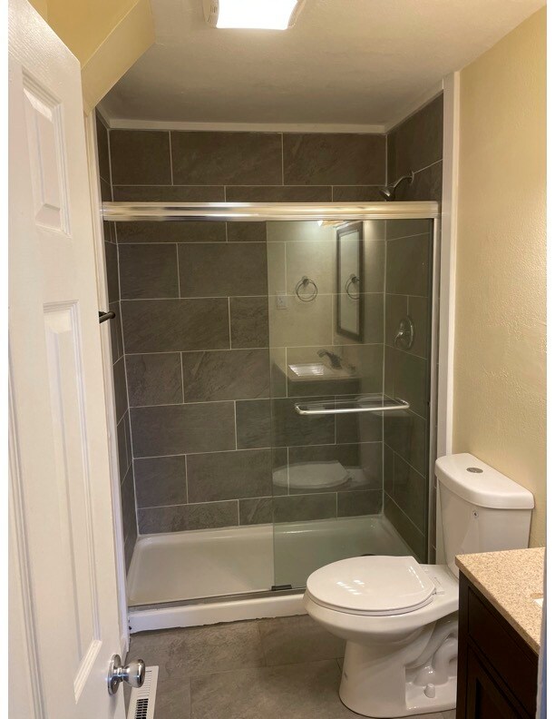 Bathroom - 521 E 3rd St