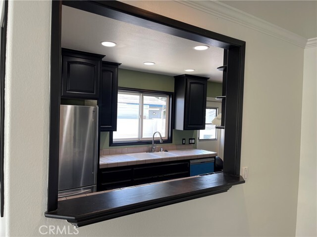 Building Photo - 6441 San Diego Dr