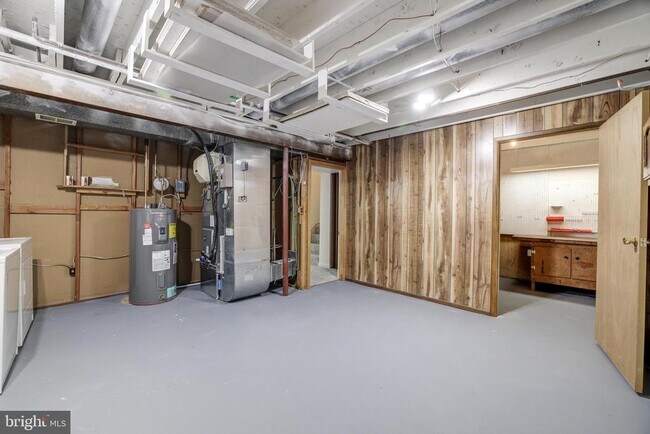 Building Photo - 9823 St Cloud Ct