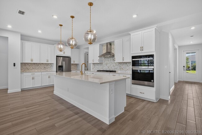 Building Photo - 13621 SW Bally Dr