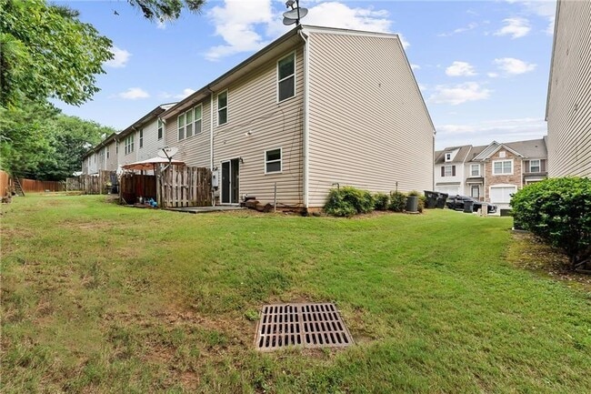 Building Photo - 2102 Executive Dr N